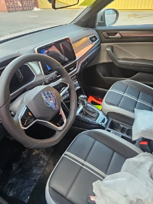 Volkswagen T-Roc 2025 