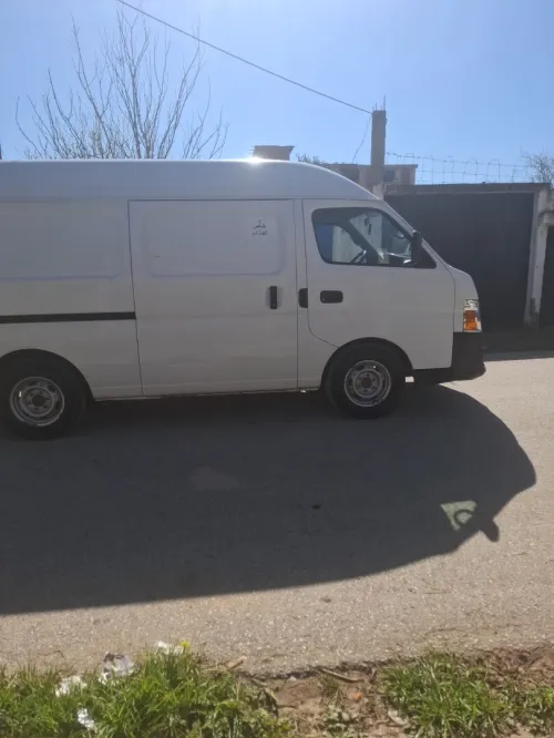 Nissan Urvan 2009