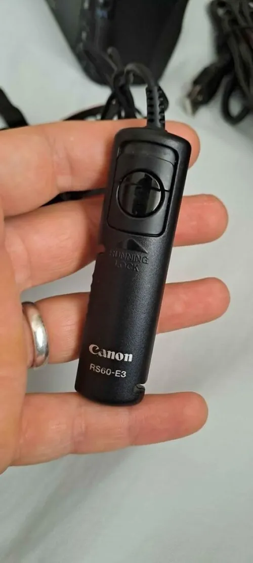 Canon 100D