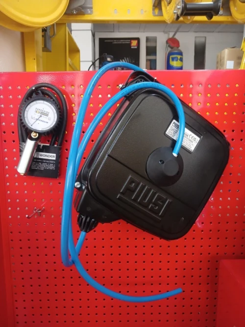 Enrouleur Piusi pour tuyau d'eau et d'air comprimé 15m