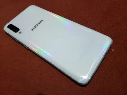 Samsung A70
