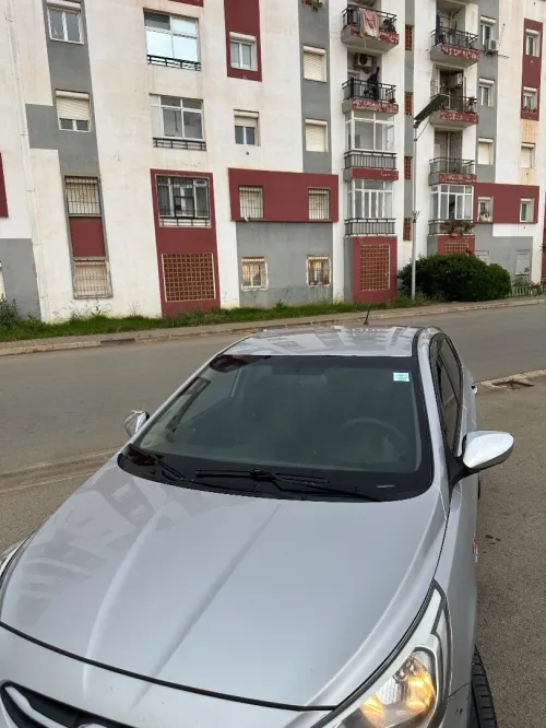 Hyundai Accent RB  5 portes 2018 Préstige