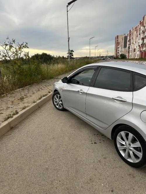 Hyundai Accent RB  5 portes 2018 Préstige