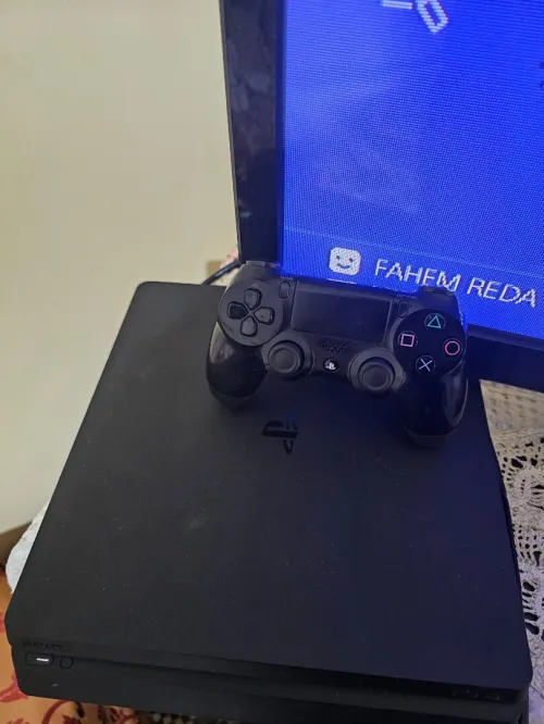 Playstation 4 500 gega