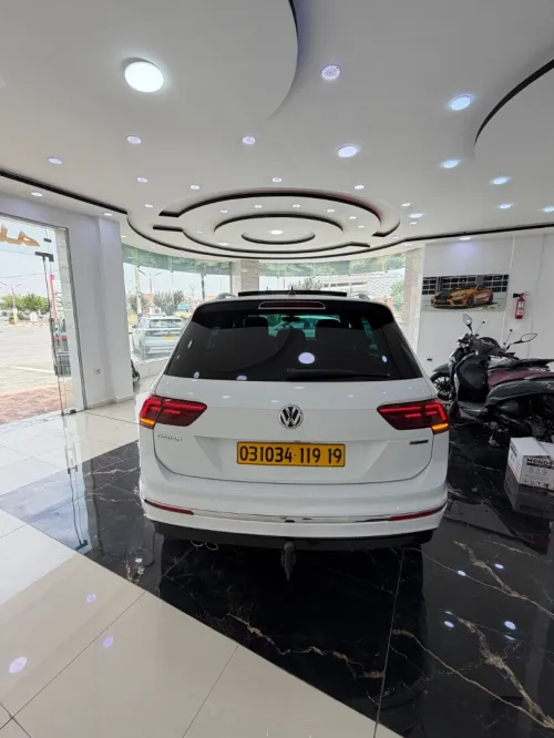 Volkswagen Tiguan 2019 R Line