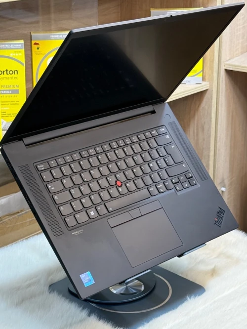 LENOVO THINKPAD P1 GEN 4 I7 11850H 32GO 512GO SSD NVIDIA GEFORCE RTX3070 8GO GDDR6