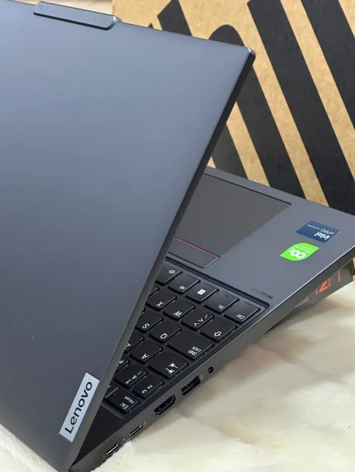 LENOVO THINKPAD T16 GEN 3 INTEL CORE ULTRA 5 Vpro 125U 16GO DDR5X 256GO SSD NEUF SOUS EMBALLAGE 