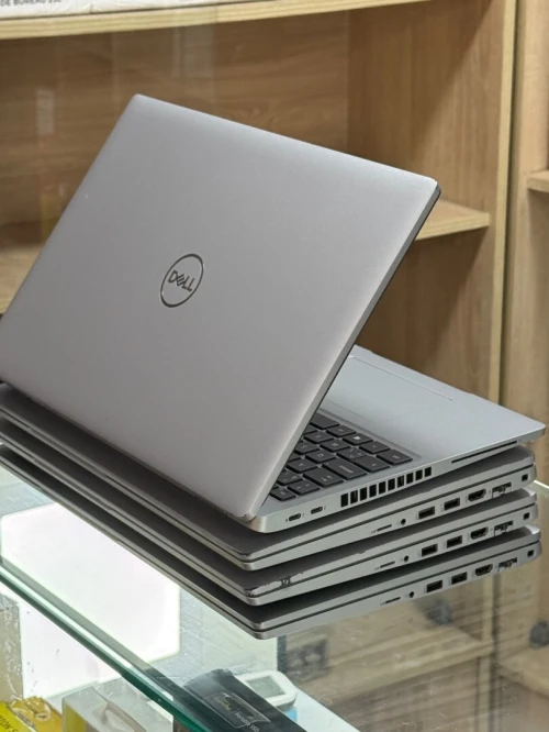 DELL LATITUDE 5530 I5 1235U 8GO 256GO SSD NVME