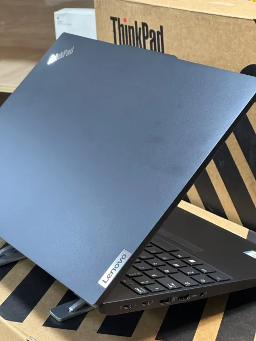 LENOVO THINKPAD E16 GEN1 I3 1315U 8GO 256GO SSD NEUF SOUS EMBALLAGE 