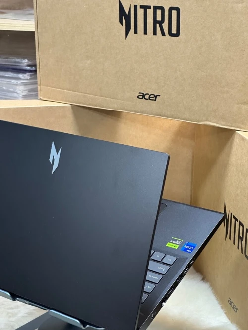 ACER NITRO V15 ANV15-51 I7 13620H 16GO DDR5 512GO SSD NVIDIA GEFORCE RTX4060 8GO NEUF SOUS EMBALLA
