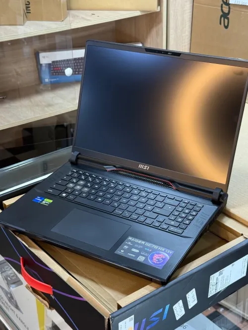 MSI RAIDER GE78HX 13VG I7 13700Hx 32GO 2TO SSD NVIDIA GEFORCE RTX4070 8GO NEUF SOUS EMBALLAGE 