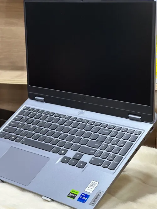 LENOVO LOQ 15IRX9 I7 13650HX 16GO DDR5 512GO SSD NVIDIA GEFORCE RTX4060 8GO NEUF SOUS EMBALLAGE 
