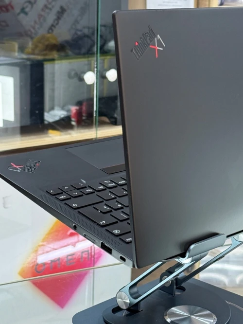 LENOVO THINKPAD X1 CARBON GEN 9 I7 EVO 1165G7 32Go 512GO SSD TACTILE 