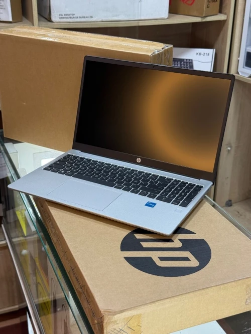 HP 250 G10 I3 1315U 8GO 512GO SSD NVME NEUF SOUS EMBALLAGE