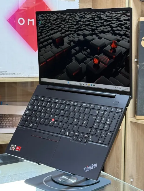LENOVO THINKPAD E16 Gen 2 AMD RYZEN 5 7535Hs 16GO 256GO SSD NVME 