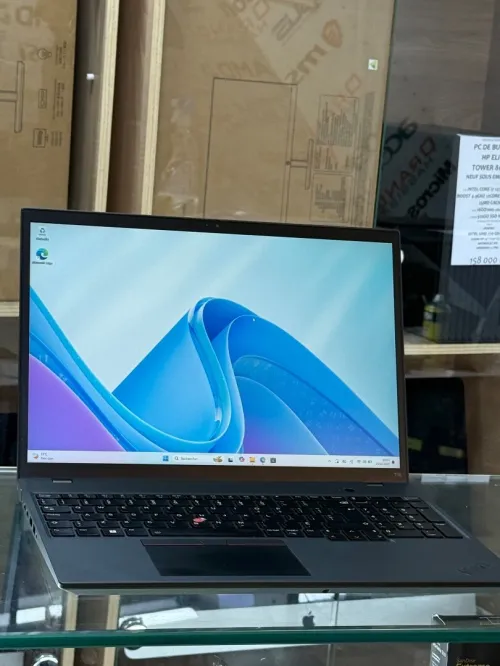LENOVO THINKPAD T16 Gen 2 AMD RYZEN 5 PRO 7540U 16GO 256GO SSD NVME