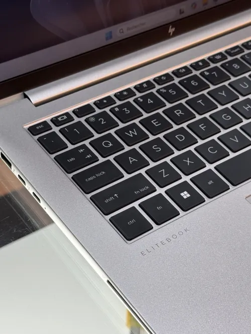 HP ELITEBOOK 845 G11 AMD RYZEN 7 PRO 8840U 32GO 1TO SSD NVME TACTILE
