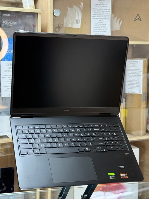 HP OMEN 16z AP000 AMD RYZEN 9 8940HX 16GO 512GO SSD NVIDIA GEFORCE RTX5060 8GO NEUF 