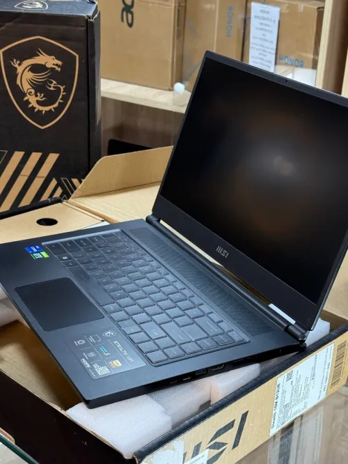 MSI STEALTH 15M B12UE I7 1280P 16GO 512GO SSD NVIDIA GEFORCE RTX3060 6GO NEUF SOUS EMBALLAGE