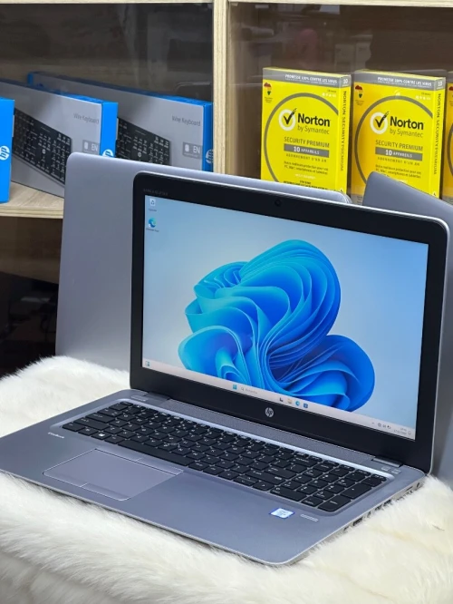 HP ELITEBOOK 850 G3 I5 VPRO 6300U 8GO 128GO SSD + 320GO HDD