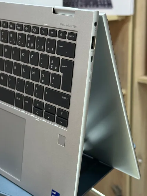HP ELITEBOOK X360 1040 G10 I7 1355U 16GO 512GO SSD TACTILE X360