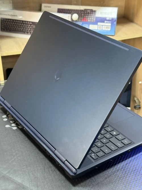 ALIENWARE 16X AURORA ULTRA 9 275HX 64GO 2TO SSD NVIDIA GEFORCE RTX5060 8GO NEUF SOUS EMBALLAGE 