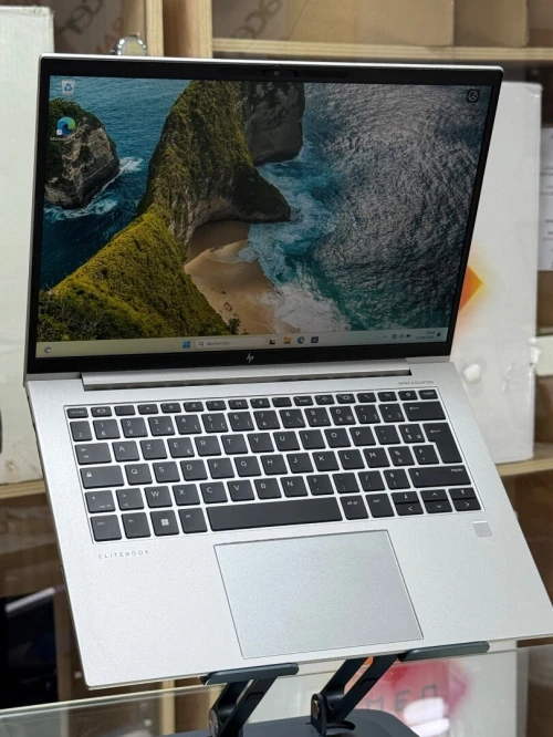 HP ELITEBOOK 845 G9 AMD RYZEN 5 PRO 6650U 16GO 256GO SSD NVME