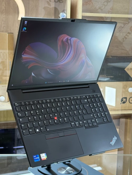 LENOVO THINKPAD E16 I7 1355U 16GO 1TO SSD NVME 