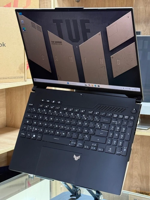 ASUS TUF A16 FA617NSR AMD RYZEN 7 7435HS 16GO 512GO SSD AMD RADEON RX7600S 8GO