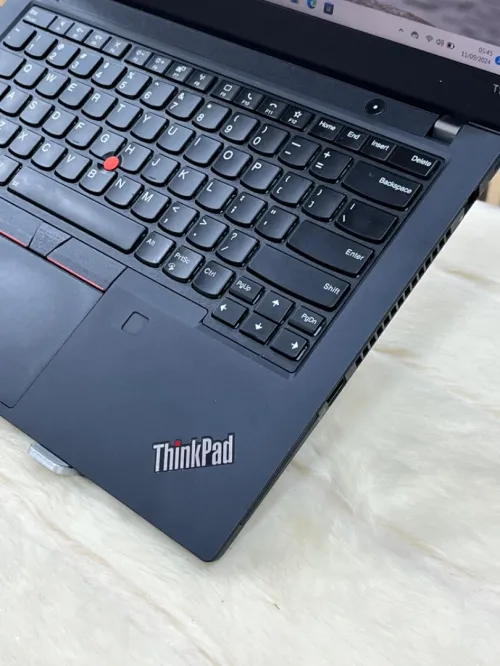 LENOVO THNIKPAD T14 RYZEN 5 PRO 4650U 8GO 256 SSD ECRAN 14 FULL HD 1080P WIN 11 ORIGINAL