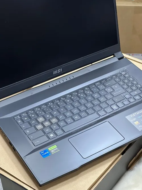 MSI KATANA 17 B13UDXK I5 13420H 16GO 512GO SSD NVIDIA GEFORCE RTX3050 6GO NEUF SOUS EMBALLAGE 