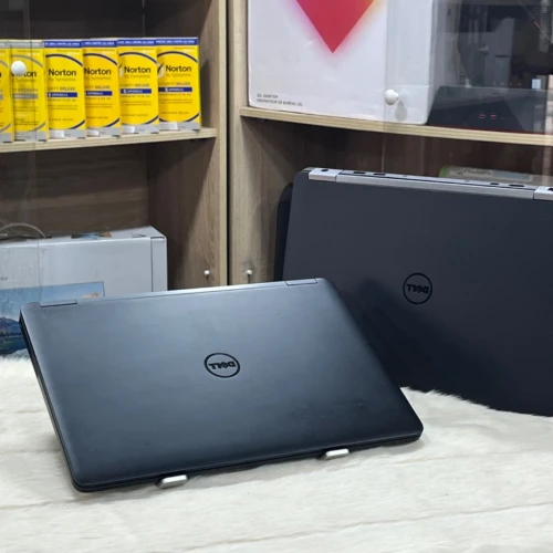 DELL LATITUDE E7270 I5 6300U RAM 12GO 256 SSD ECRAN 12.5 1080 LED WIN 10 