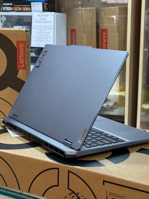 LENOVO LOQ 15IRX10 I5 13450HX 16GO 512GO SSD NVIDIA GEFORCE RTX5050 8GO GDDR7 NEUF SOUS EMBALLAGE