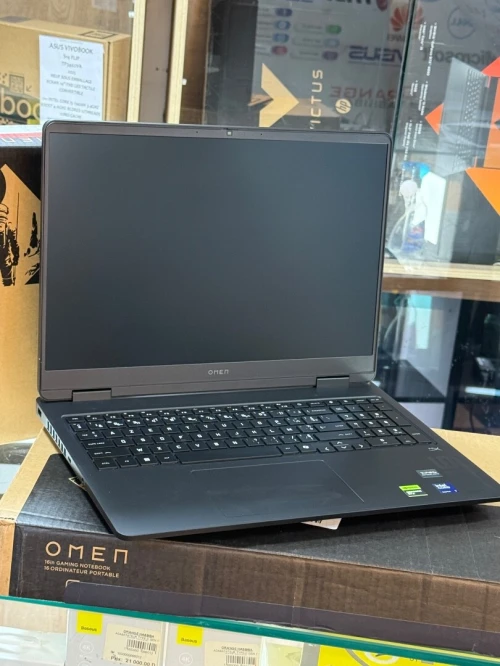 HP OMEN 16 AM0073DX ULTRA 7 255H 16GO 1TO SSD NVIDIA GEFORCE RTX5060 8GO GDDR7 NEUF SOUS EMBALLAGE