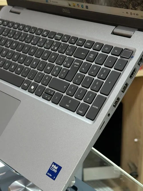 DELL LATITUDE 5550 INTEL CORE ULTRA 7 165U 16GO 512GO SSD NVME