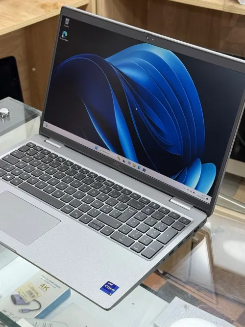 DELL PRECISION 3581 I9 13900H 64GO 1TO SSD NVME NVIDIA RTX2000 ada 8GO GDDR6