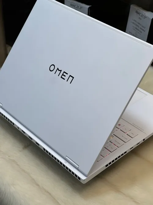 HP OMEN TRANSCEND 16-U0XXX I9 13900HX 16GO 1TO SSD NVIDIA GEFORCE RTX4060 8GO