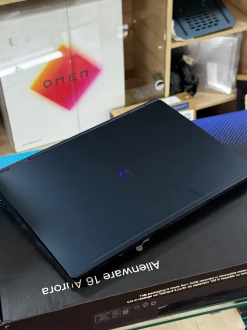 ALIENWARE AURORA 16 BLEU INTEL CORE 7 240H 16GO 1TO SSD NVIDIA GEFORCE RTX5050 8GO GDDR7 NEUF SOUS