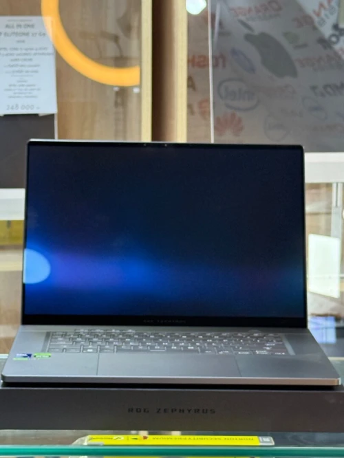 ASUS ROG ZEPHYRUS G16 GU605MU OLED ULTRA 9 185H 32GO 2TO SSD NVIDIA GEFORCE RTX4090 16GO GDDR6