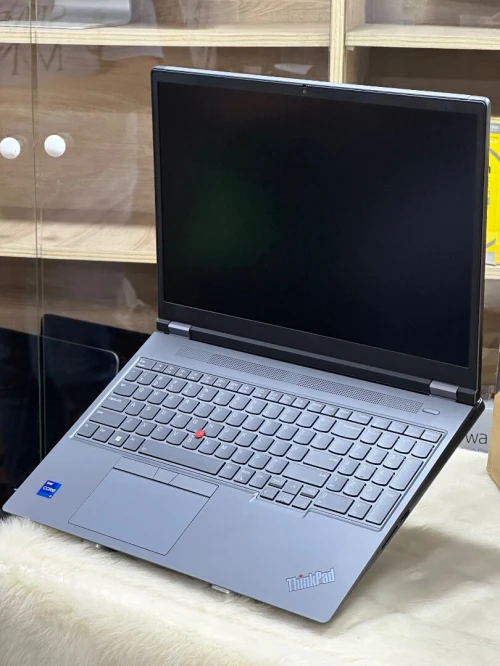 LENOVO THINKPAD P16 GEN 1 I7 12800HX 32GO DDR5 1TO SSD NVIDIA RTX A1000 4GO GDDR6 NEUF SOUS EMBALLAG