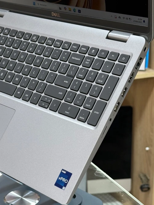 DELL PRECISION 3580 I5 VPRO 1350P 32GO 256GO SSD NVME NVIDIA RTX A500 4GO GDDR6