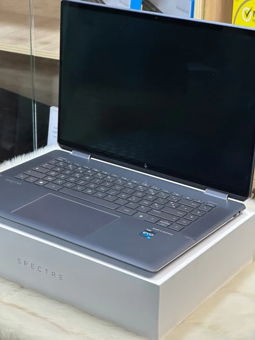 HP SPECTRE X360 16-F1XXX I7 1260P 32GO 2TO SSD INTEL ARC A370M 4GO 4K OLED TACTILE NEUF SOUS EMBALL