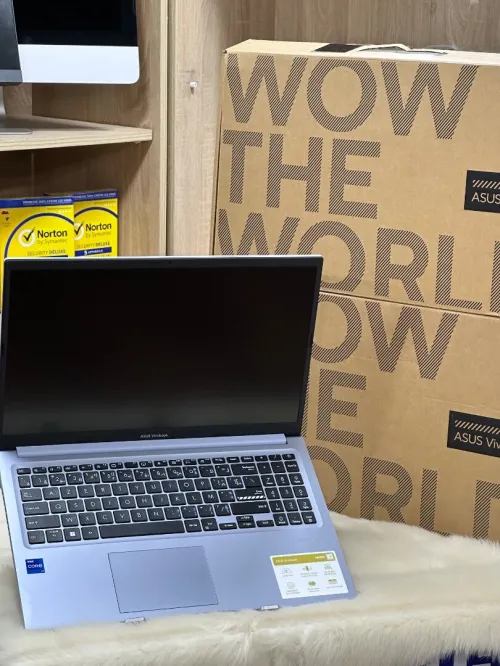 ASUS VIVOBOOK 15 X1504ZA I7 12700H 16GO 512GO SSD NEUF SOUS EMBALLAGE 