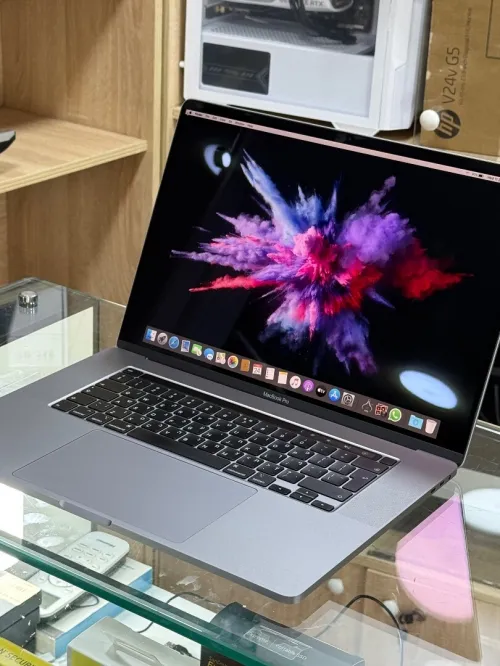 MACBOOK PRO RETINA 16 TOUCHBAR I9 9880H 2.3GHZ 64GO 2TO SSD AMD RADEON PRO 5500M 8GO