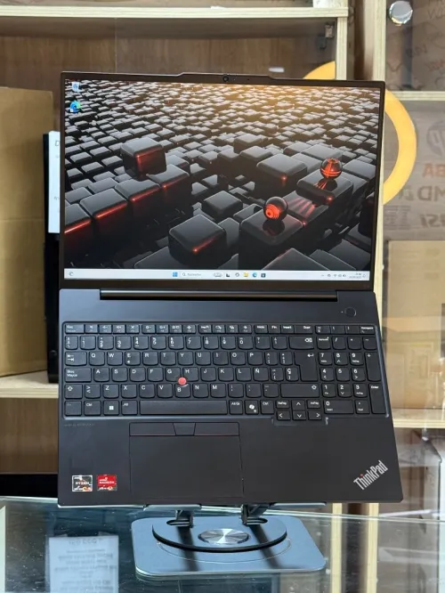 LENOVO THINKPAD E16 Gen 2 AMD RYZEN 5 7535Hs 16GO 256GO SSD NVME 