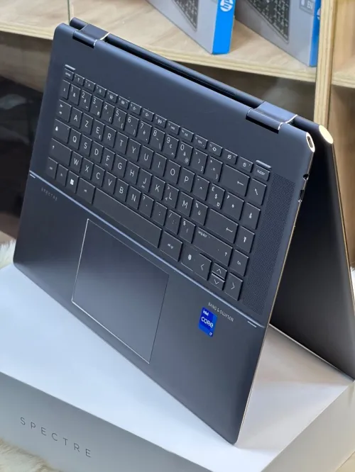 HP SPECTRE X360 16-F0XXX 4K OLED I7 11390H 32GO 1TO SSD NVIDIA RTX3050 4GO TACTILE NEUF SOUS EMBALLA