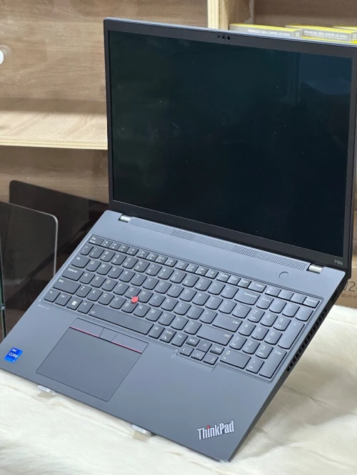 LENOVO THINKPAD P16s GEN 2 4K OLED I7 1360P 32GO 1TO SSD NVIDIA RTX A500 4GO NEUF SOUS EMBALLAGE 