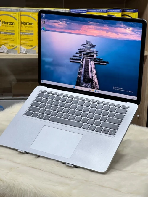 SURFACE LAPTOP STUDIO I7 11370H 32GO 2TO SSD NVIDIA GEFORCE RTX3050Ti 4GO 