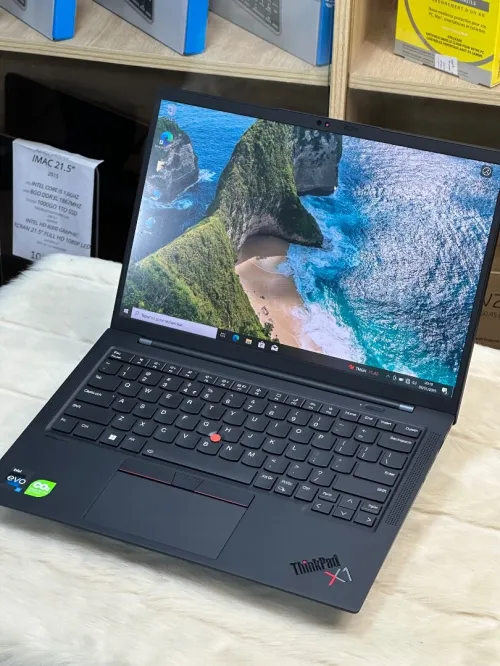 LENOVO THINKPAD X1 CARBON GEN 11 I7 EVO 1355U 16GO 1TO SSD NVME 