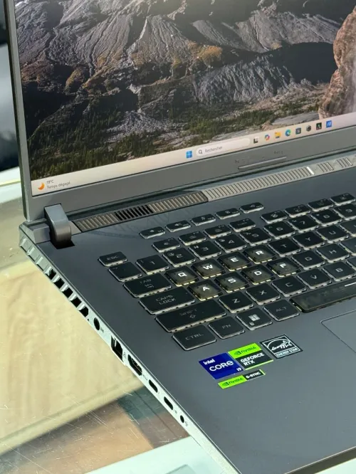 ASUS ROG G16 G614JVR I9 14900Hx 64GO DDR5 2TO SSD NVME NVIDIA GEFORCE RTX4060 8GO GDDR6